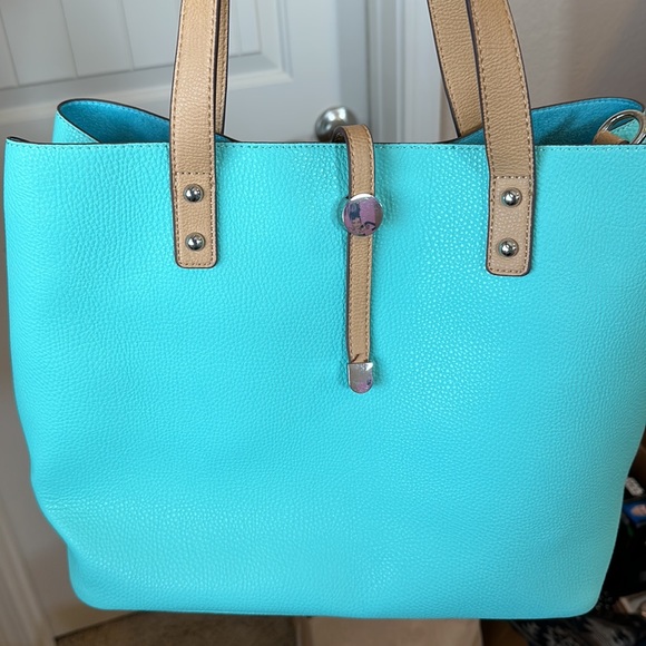 Charming Charlie Tote - Picture 8 of 14